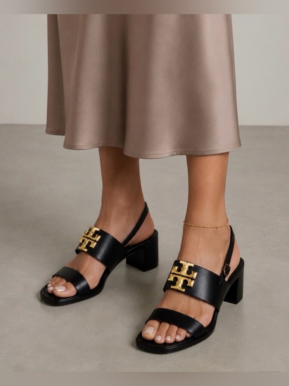 +TORY BURCH eleanor heel sandal in black Size 9